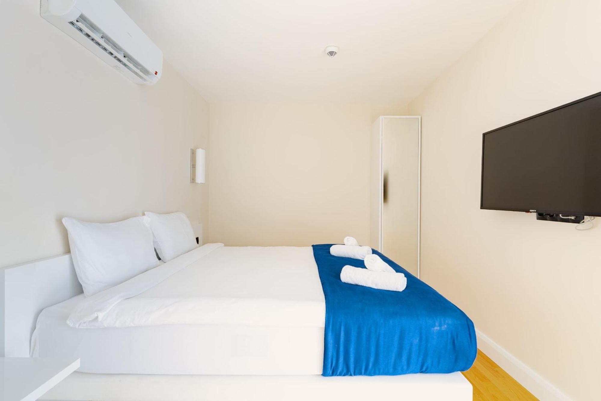 Relax And Unwind Premier Sea View Aparthotel In バトゥーミ エクステリア 写真
